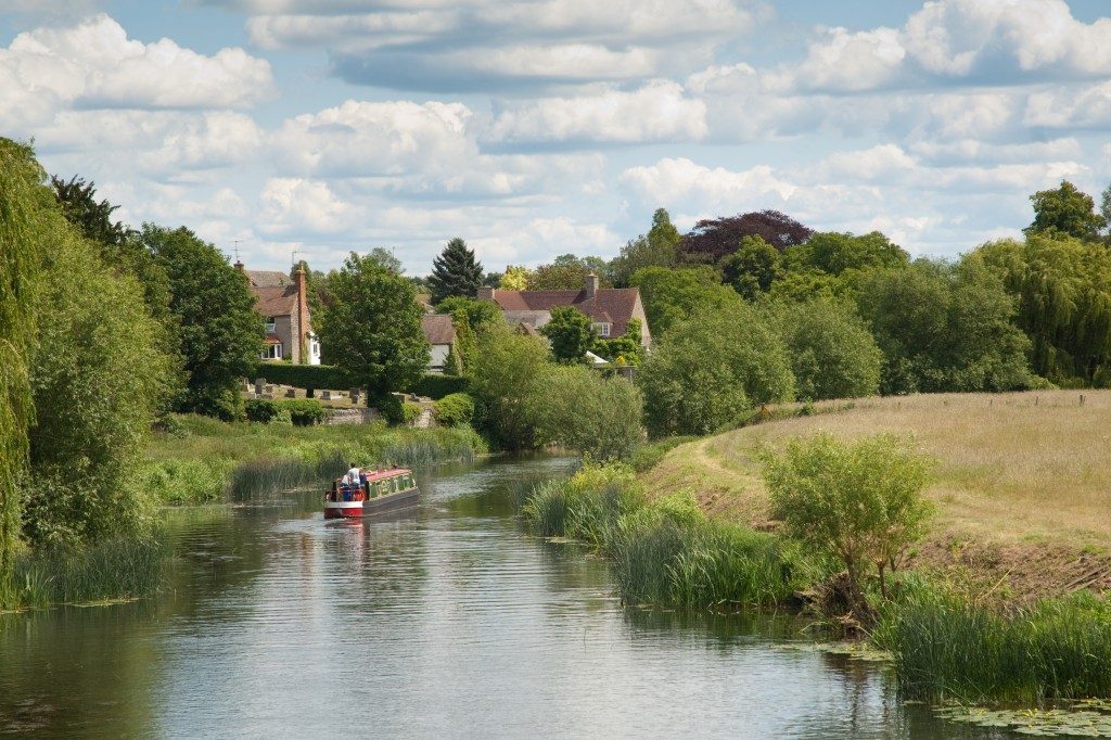 Warwickshire removals and storage company